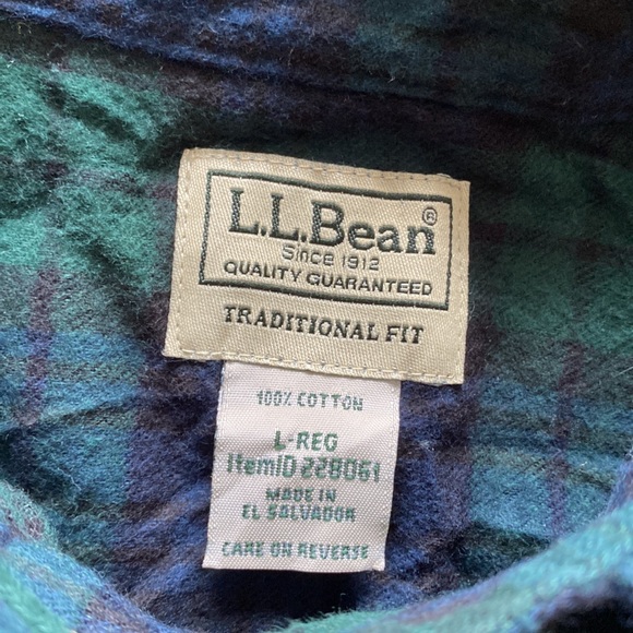 LL Bean Scotch Plaid Flannel Shirt - Picture 2 of 12